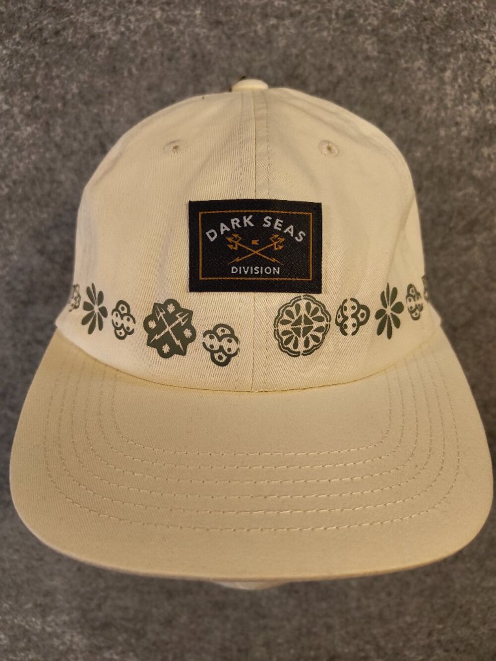 NWT Dark Seas Division Pierpoint Hat – Antique Beige Snapback